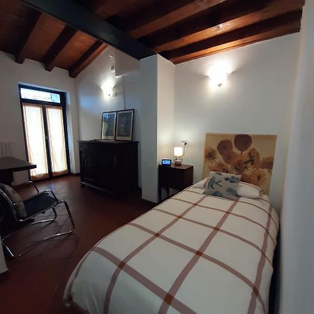 Loft Trabucco - In The Heart Of Salo City Center, Lake View, 4 Rooms Exteriör bild