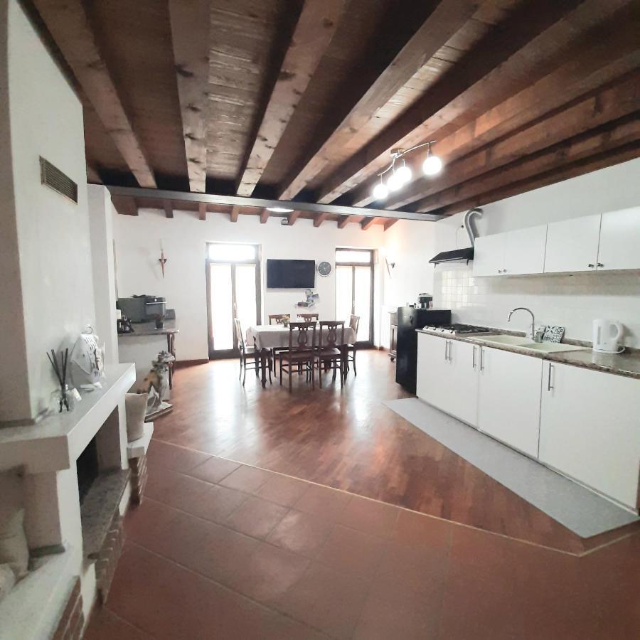 Loft Trabucco - In The Heart Of Salo City Center, Lake View, 4 Rooms Exteriör bild