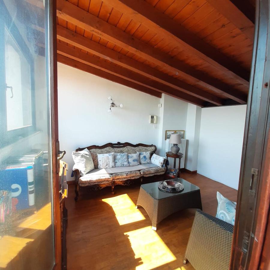 Loft Trabucco - In The Heart Of Salo City Center, Lake View, 4 Rooms Exteriör bild