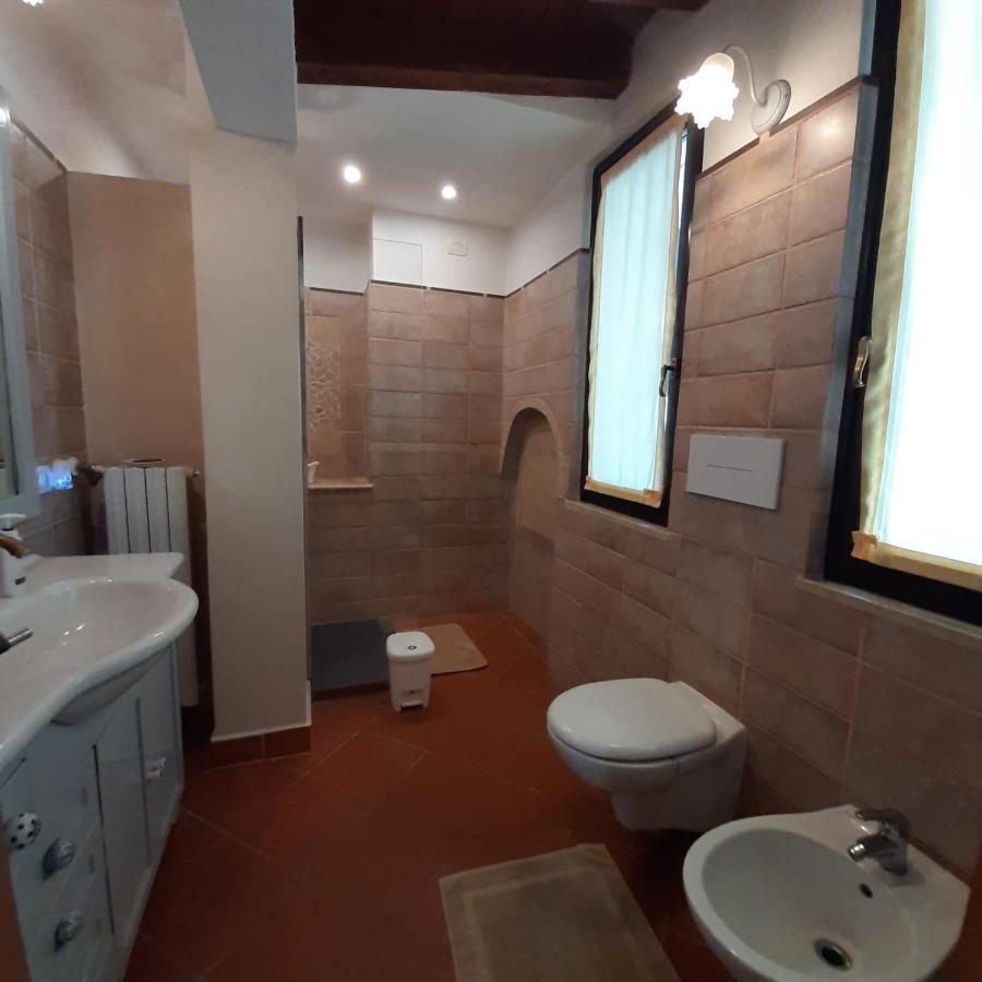Loft Trabucco - In The Heart Of Salo City Center, Lake View, 4 Rooms Exteriör bild